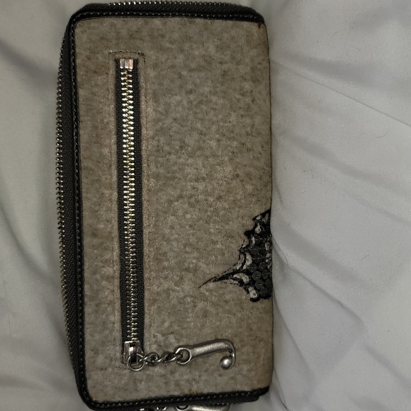 💥VTG💥JUICY COUTURE LARGE BUTTERFLY WALLET 🦋 - Picture 3 of 10